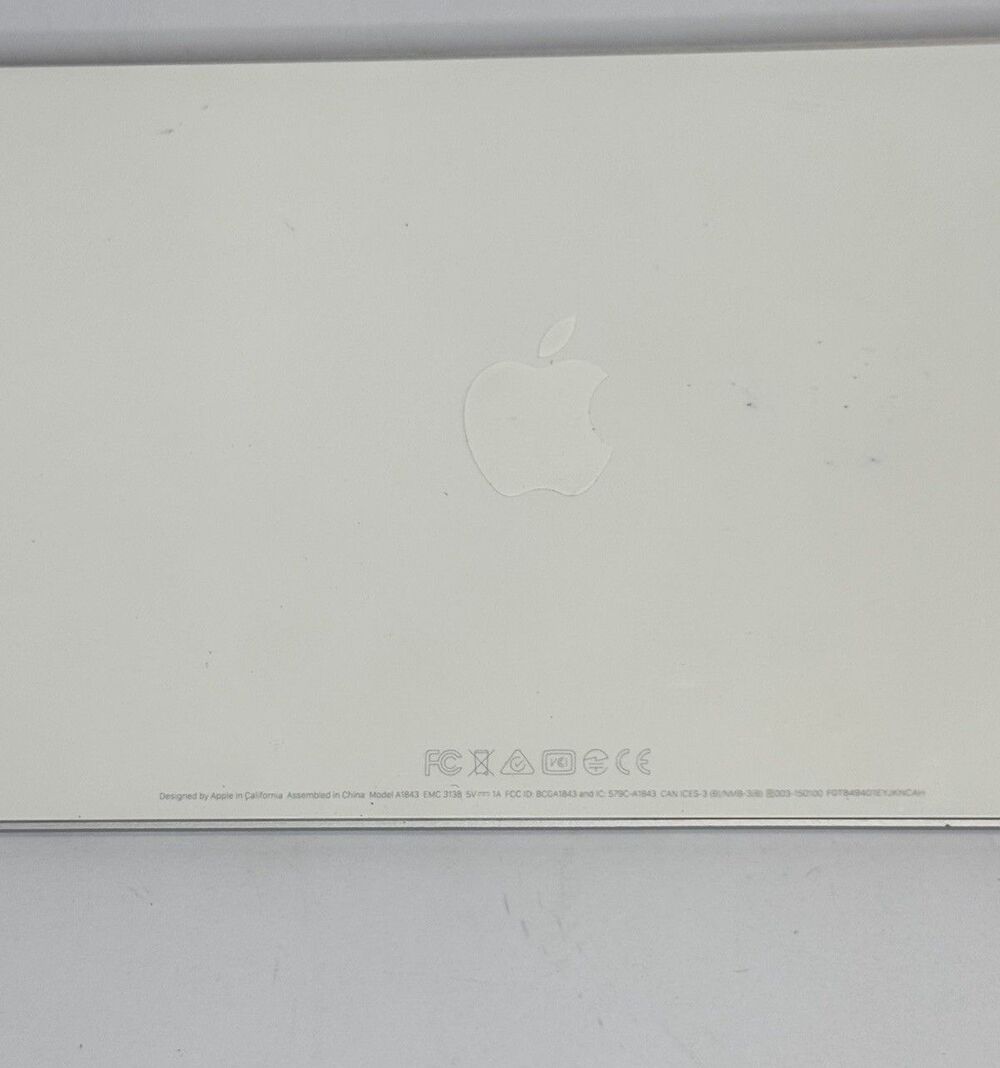 Apple Wireless Magic Keyboard with Numeric Pad Silver A1843 - Picture 7 of 9